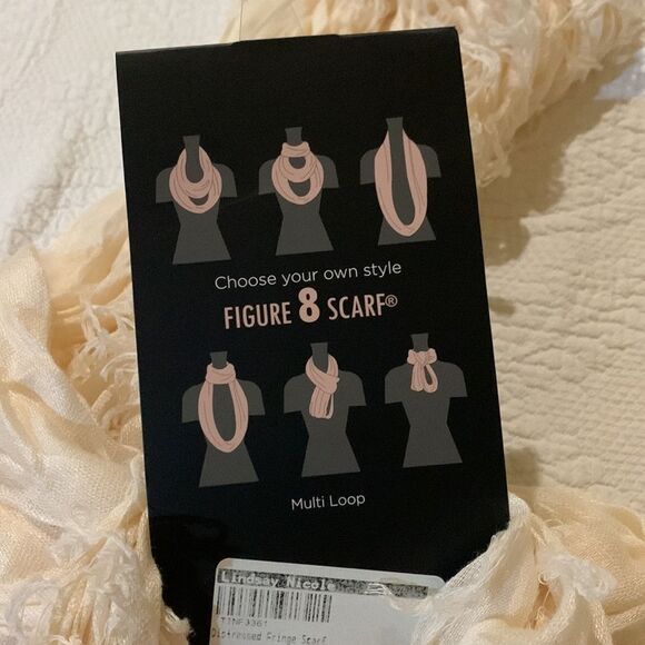 Scarf Bundle of 4. - Picture 4 of 12